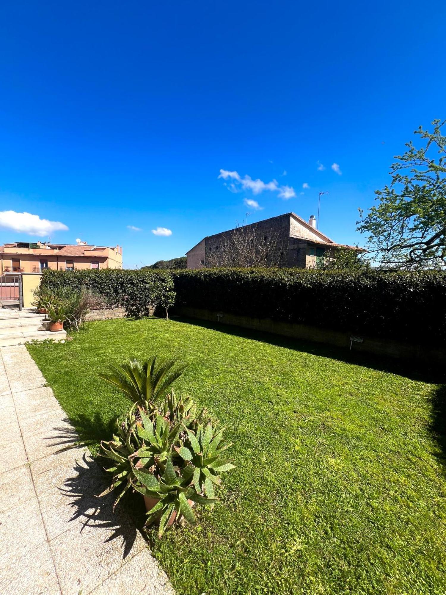 Appartamento Tra Il Borgo E Il Lago Anguillara Sabazia Exterior photo
